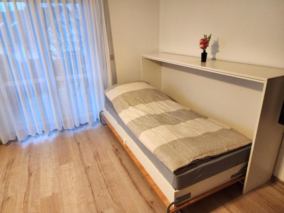Ferienwohnung Julija Riedheim Хильцинген Экстерьер фото
