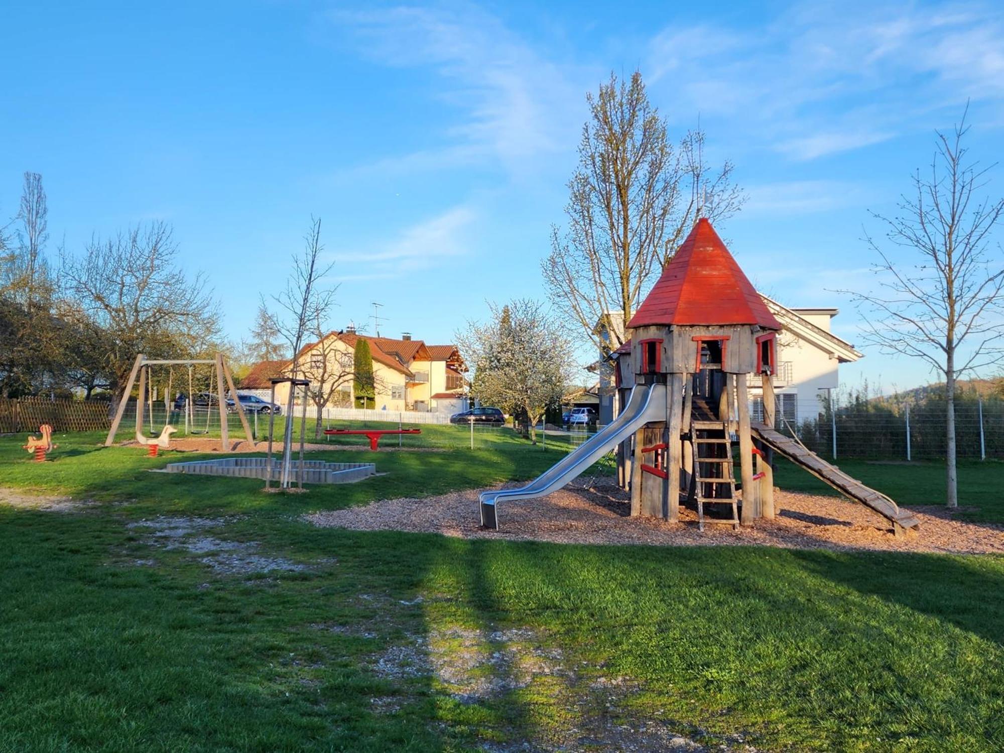 Ferienwohnung Julija Riedheim Хильцинген Экстерьер фото